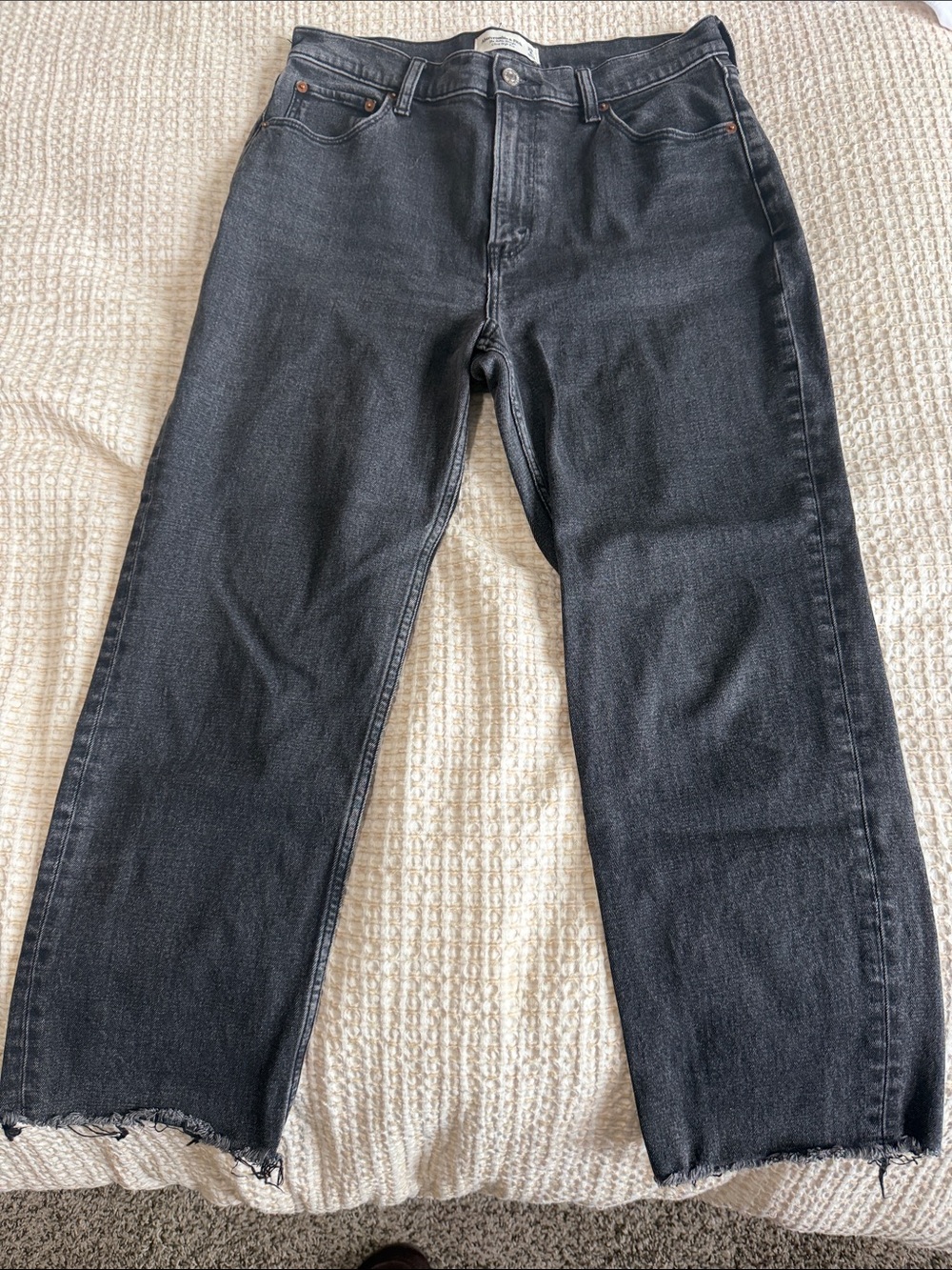 Abercrombie & Fitch Women’s  Straight-Leg Jeans
